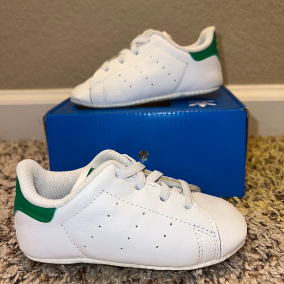 Adidas - Picture 1 of 3